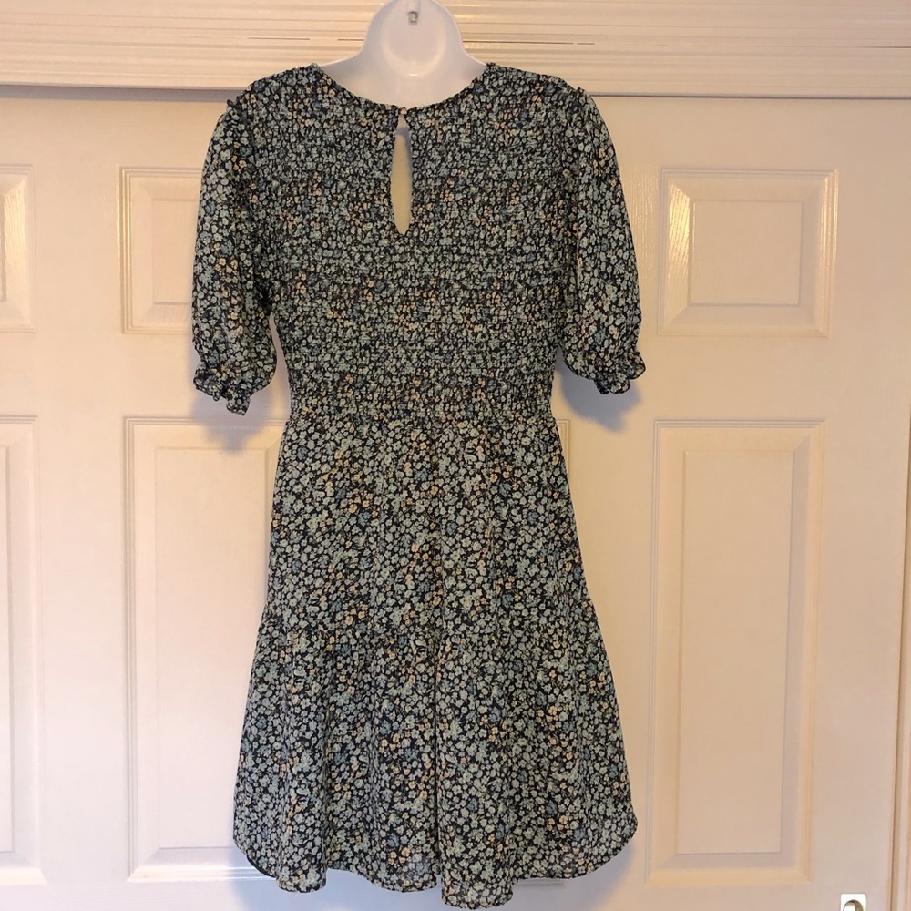 “Wild Fable”, blue floral, smocked bodice, tiered babydoll dress, size M - Picture 7 of 16